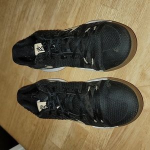 Nike Kyrie 3 - Badge of Honor- Release Year 2017